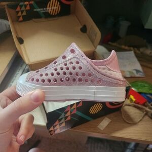 Sketchers kids slip on